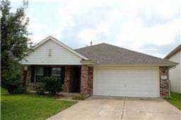 2923 Landing Edge Ln Dickinson, TX 77539