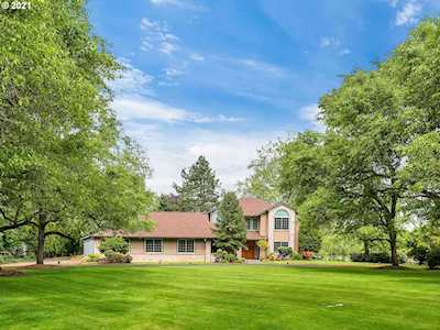 17987 SE Cheldelin Rd Gresham, OR 97080