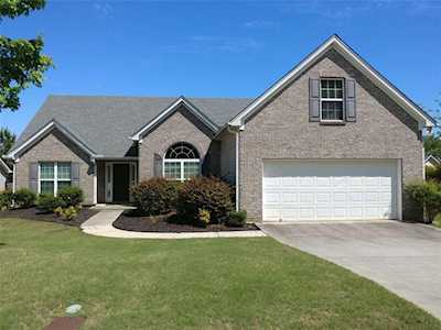 1001 High Tide Trl Loganville, GA 30052