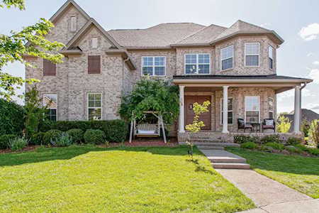 5007 Perth Ct Spring Hill, TN 37174