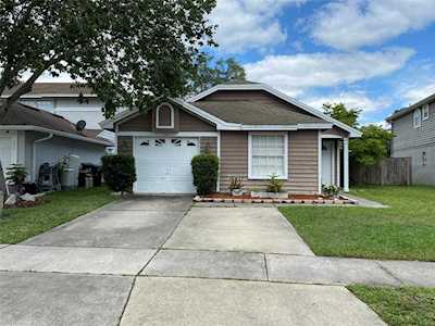 646 Upperriver Ct Orlando, FL 32828