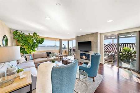 1016 17th St Hermosa Beach, CA 90254