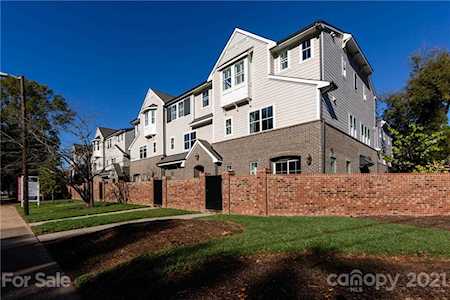 1220 Cotswold Place Charlotte, NC 28211