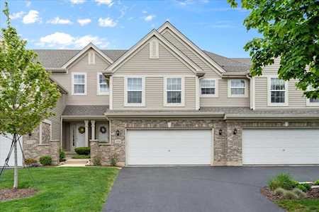 174 River Mist Dr Oswego, IL 60543