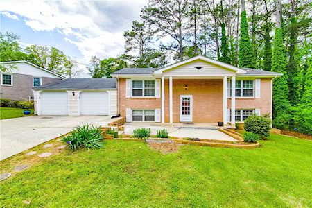1121 Azalea Circle Marietta, GA 30062