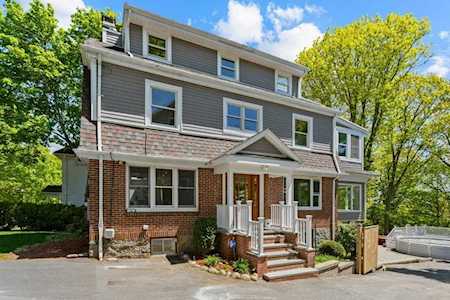 21 Arborough Rd Boston, MA 02131