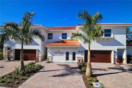 7834 Hidden Creek LOOP #104 Lakewood Ranch, FL 34202