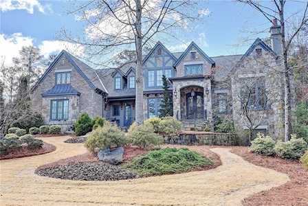 1012 Little Darby Ln Suwanee, GA 30024