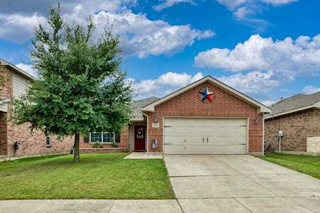 122 LONE STAR Avenue Venus, TX 76084