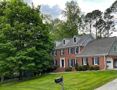 1828 Greenfinch Ct NE Roswell, GA 30075