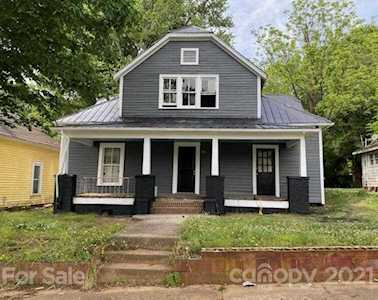 622 SW Armfield St Statesville, NC 28677