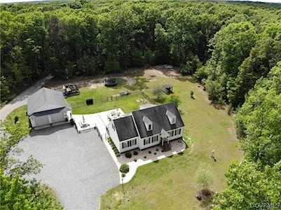 15173 Rehoboth Rd Doswell, VA 23047