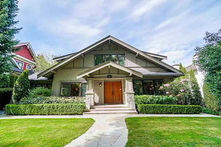 1323 W 26th Avenue Vancouver, BC V6H 2B2
