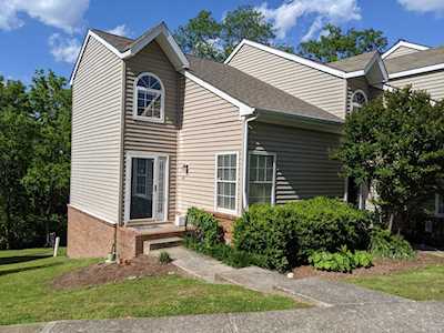 5240 Village Way Nashville, TN 37211