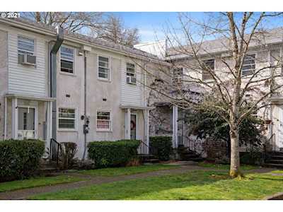 6740 NE Hancock St Portland, OR 97213