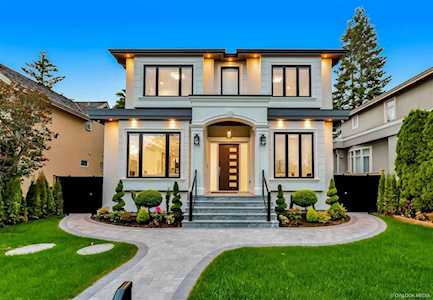 4025 W 38th Avenue Vancouver, BC V6N 2Y8