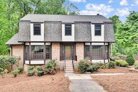 4930 Kings Wood Dr NE Roswell, GA 30075
