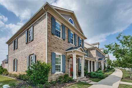8729 Bridge Street North Richland Hills, TX 76180