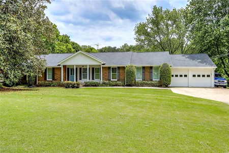 720 Lake Charles Way Roswell, GA 30075