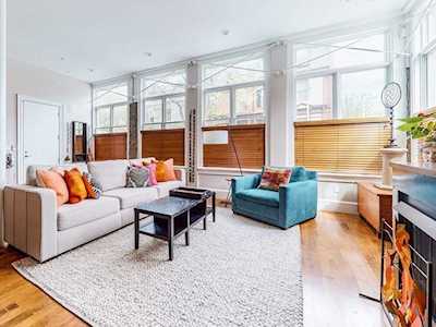 813 E 4th St #813 Boston, MA 02127