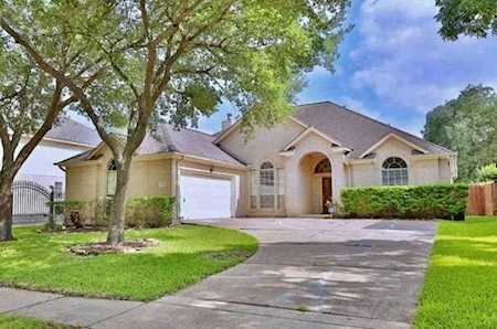 12423 Shadycrest Dr Houston, TX 77082