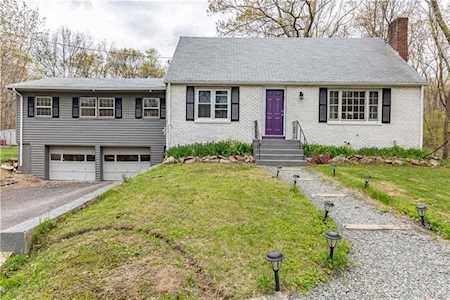 1524 Harkney Hill Rd Coventry, RI 02816
