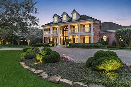 9 Wexford Ct Piney Point Village, TX 77024
