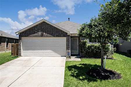 1851 Acaciawood Way Houston, TX 77051