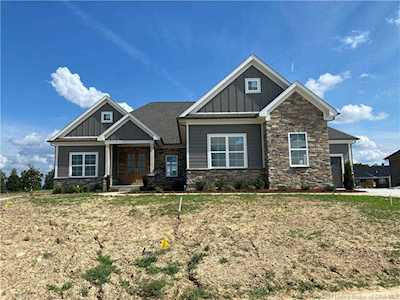 2114 Augusta Way Henryville, IN 47126