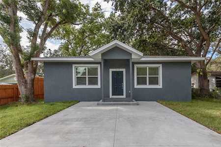1272 Sedeeva CIRCLE N Clearwater, FL 33755