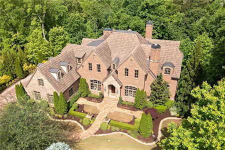 9750 Almaviva Dr Alpharetta, GA 30022