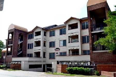 501 W 26th ST #323 Austin, TX 78705