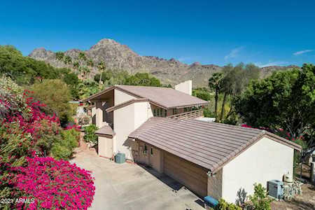 2041 E Vista Avenue Phoenix, AZ 85020