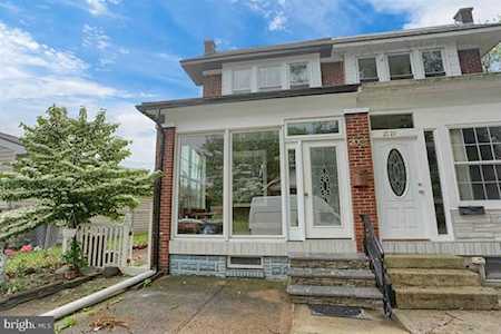 2031 Manada St Harrisburg, PA 17104