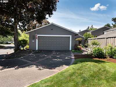 8357 SW Lafayette Way Wilsonville, OR 97070