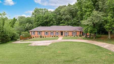 2221 Brandywood Dr Murfreesboro, TN 37130