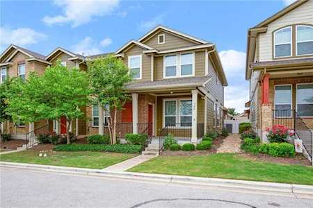 724 Lost Pines LN Cedar Park, TX 78613
