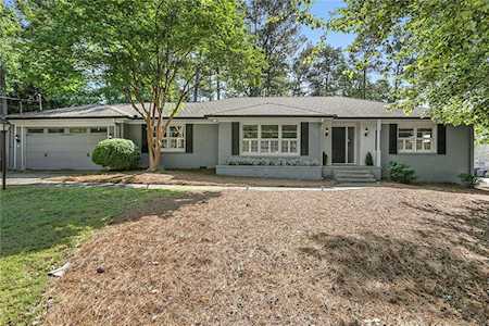 5985 Greenbrier Rd Sandy Springs, GA 30328