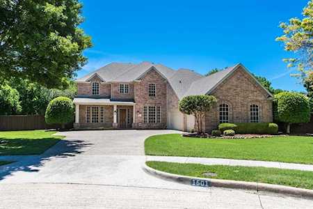 1501 Vinecrest Lane Allen, TX 75002