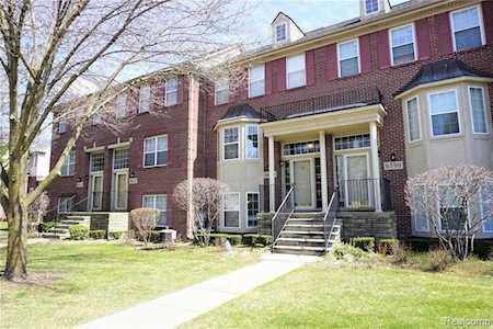 6600 Central City Pkwy Parkway Westland, MI 48185