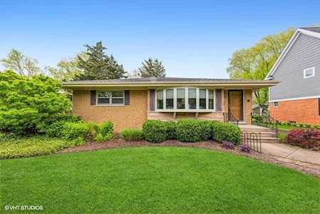 721 N Wilshire Ln Arlington Heights, IL 60004