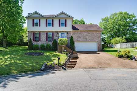 109 Bentree Ct Hendersonville, TN 37075