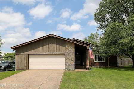 8515 Bronzewing Ct Louisville, KY 40299