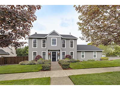 716 Roxe Dr Forest Grove, OR 97116