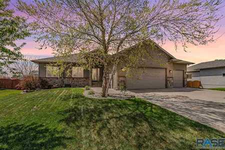 1405 S Lindenwald Dr Sioux Falls, SD 57106