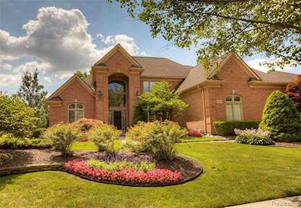 46033 Windridge Ln Canton Twp, MI 48188