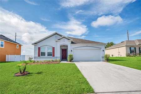 2035 Barstow Ln Dundee, FL 33838