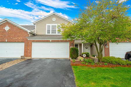 16015 Tiger Dr Lockport, IL 60441
