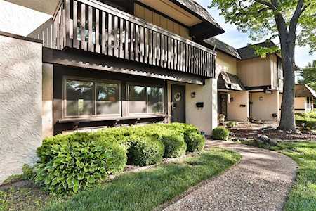 2645 Hampton Rd St Charles, MO 63303