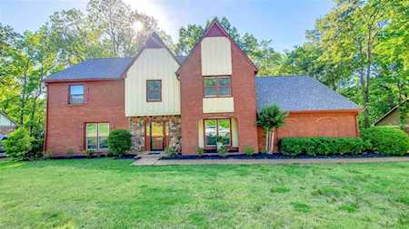 8328 Heatherglen Dr Germantown, TN 38138